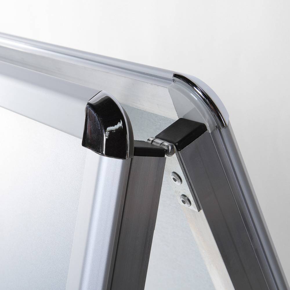 Chevalet publicitaire extérieure